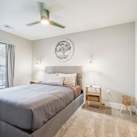A Pet Friendly Cozy Condo In Traverse City Eksteriør billede