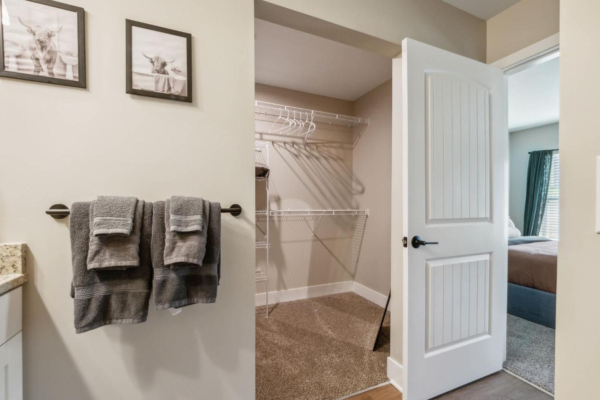 A Pet Friendly Cozy Condo In Traverse City Eksteriør billede